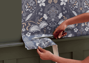 How to Hang Wallpaper