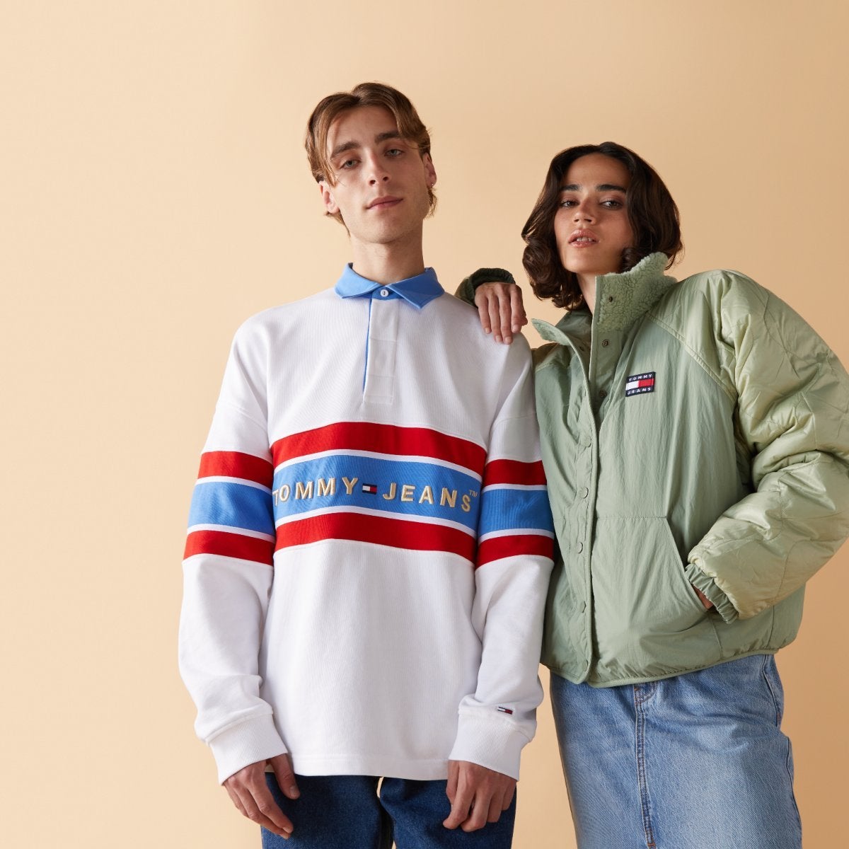 Difference between tommy jeans and hilfiger on sale