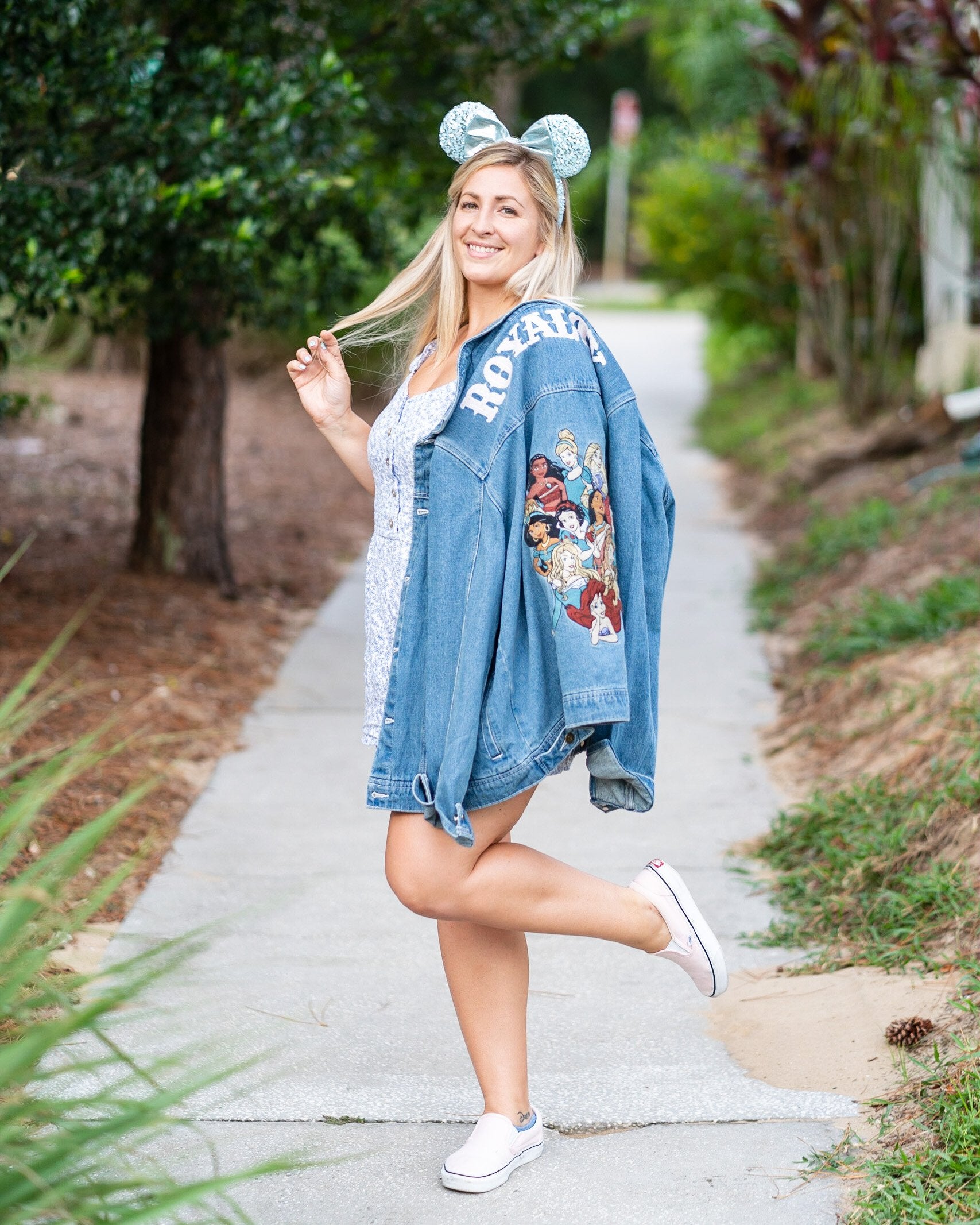 Cakeworthy shops 90’s princess denim jacket