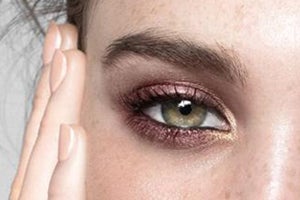 Get eyes to mesmerise with this pro-make up artist trick