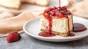 Baked Panela Biscuit Cheesecake with Sugar-Free Strawberry Compote