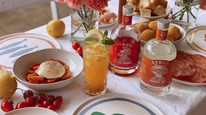 Lyre’s Summer Spritz