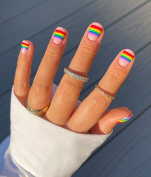 Manicure da sfoggiare al Pride