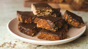 Nemme & sunde peanut butter flapjacks