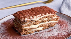 5-Ingredient High-Protein Breakfast Tiramisu