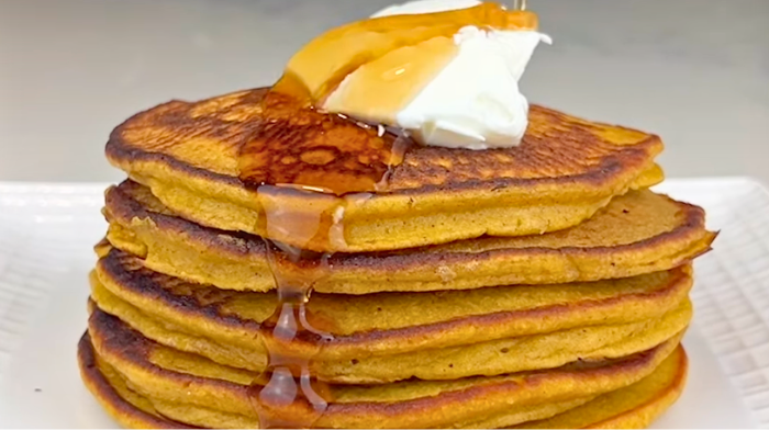 pumpkin spice pancakes