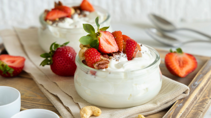 yogurt with strawberries