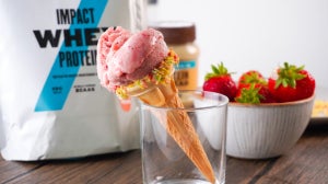 Banaani-mansikka gelato | 4 aineksen proteiinijäätelö