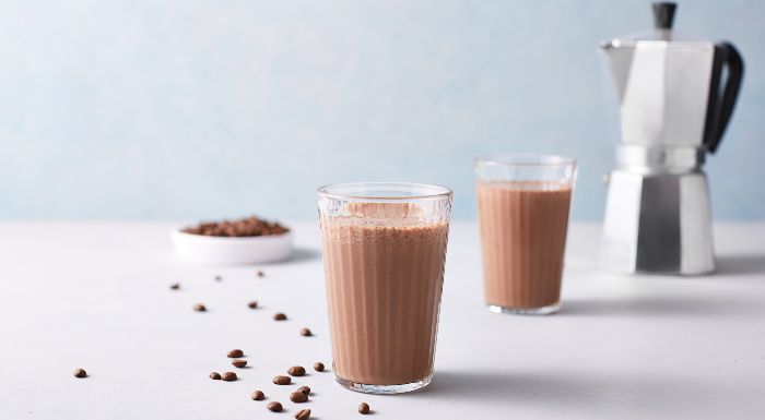 Kaffee &amp; Kakao Frühstücks Protein Smoothie
