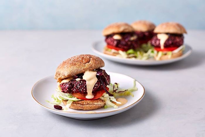 15 Minuten Rote Bete BBQ Burger | Rote Bete Burger Rezept