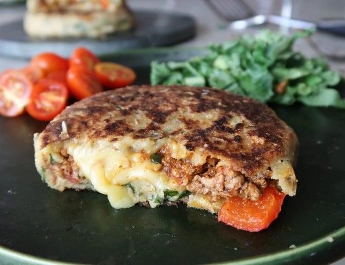 Mit Chilli gefüllte Kartoffelplätzchen