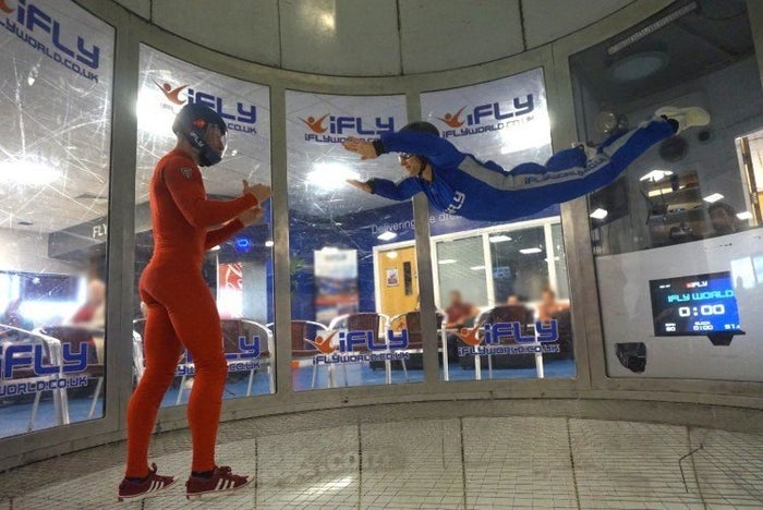 Wir haben Indoor Skydiving ausprobiert | So fühlt sich fliegen an