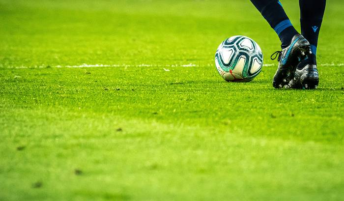 Fußball-Saison 2019/2020 - Wie hat sich die Bundesliga und der Fußball in Deutschland Corona angepasst?