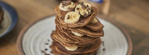 Vegane Protein Pancakes | Probiere diese fluffigen Maca Protein-Pfannkuchen