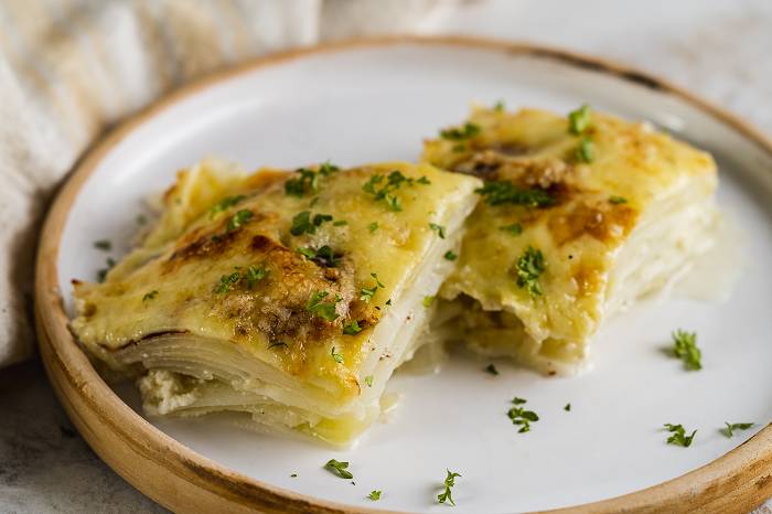 Low Carb Kohlrabi Gratin