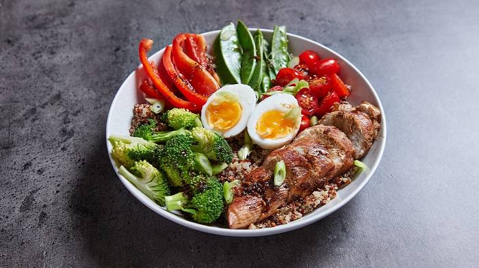 Einfache Protein Bowl Meal Prep