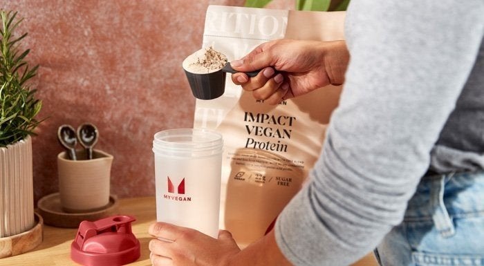 Veganes Proteinpulver | Die besten veganen Alternativen zu Whey Protein