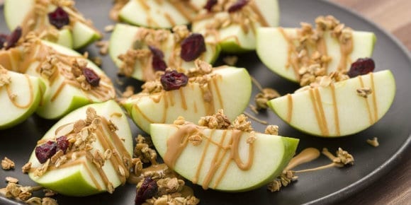 apple wedges with peanut butter