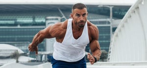 Mike Thurstons Ganzkörper-Outdoor-Workout zur Konditionierung