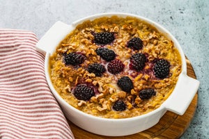 Baked Oats mit Brombeeren und Kürbis | Gesundes Frühstück