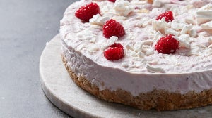 Eton Mess Protein Frozen Cheesecake | World’s Kitchen