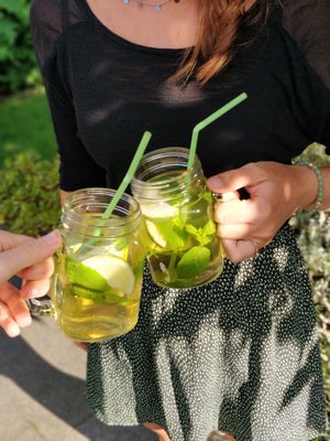 Home Made Appel-Kiwi Ice Tea