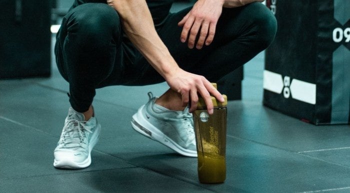 5 Reasons to Use a Pre-Workout Drink Before Exercise + Recipes