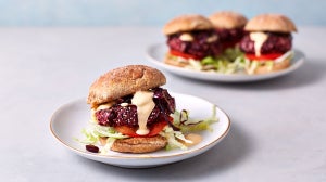 15-Minute Bangin’ BBQ Beetroot Burgers | Beetroot Burger Recipe