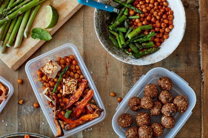 Sweet Paprika Vegan Bowl & Chocolate Protein Balls