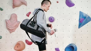 How To Pack The Perfect Gym Bag | 13 Gym Bag Essentials