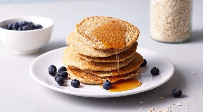 easy banana protein pancakes 