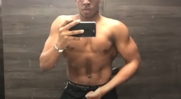 A 44 year old man taking selfies while flexing at Planet Fitness :D :  r/TLCUnexpected