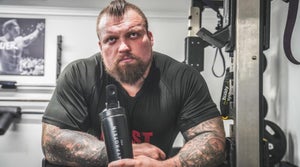 Eddie Hall étrendje | Hogyan lehetséges napi 12.000 kalóriát bevinni?