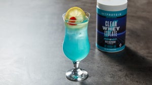 Kék málnás Clear Whey Isolate | Fedezd fel a nyár ízét 2 recept segítségével!