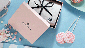 The Story Behind Our March ‘Pretty Pleasures’ GLOSSYBOX!