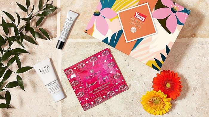 glossybox-x-yours-beauty-treats-limited-edition