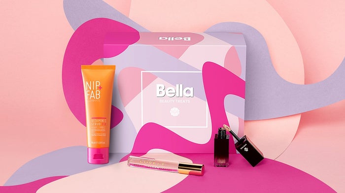 bella-beauty-treats-limited-edition-glossybox-august-2021