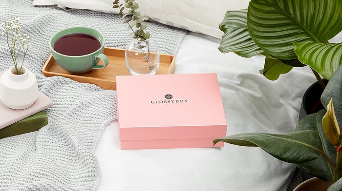 GLOSSYBOX-Januar-2020-Sleep-and-refresh