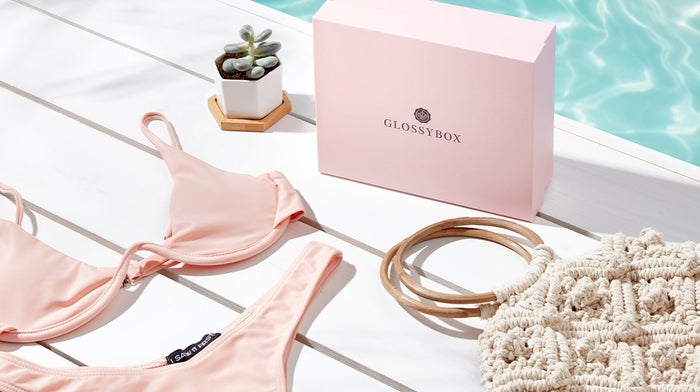 glossybox-juni-poolside-paradise-2021-golden-ticket-rituals