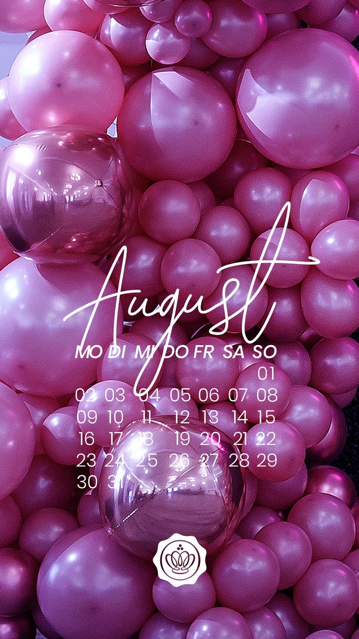 wallpaper-screensaver-august-2021-glossybox-10th-birthday