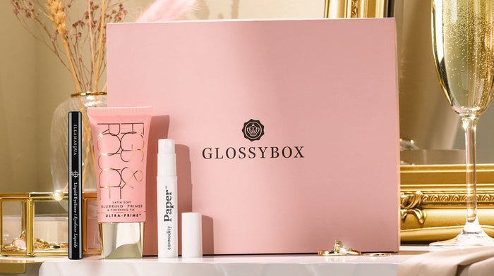 glossybox-november-beauty-desires-sneak-peek-3-illamasqua