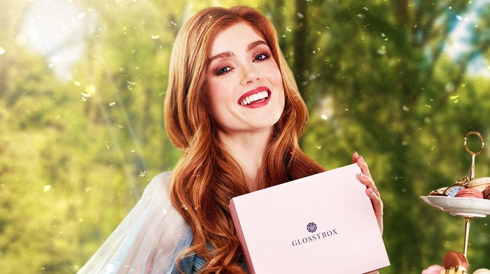 glossybox-glossy-wonderland-maerz-2022