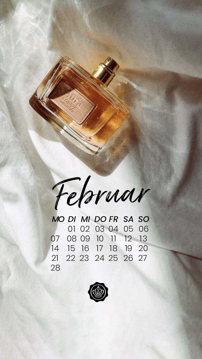 glossy-wallpaper-februar-timeless-treats-glossybox