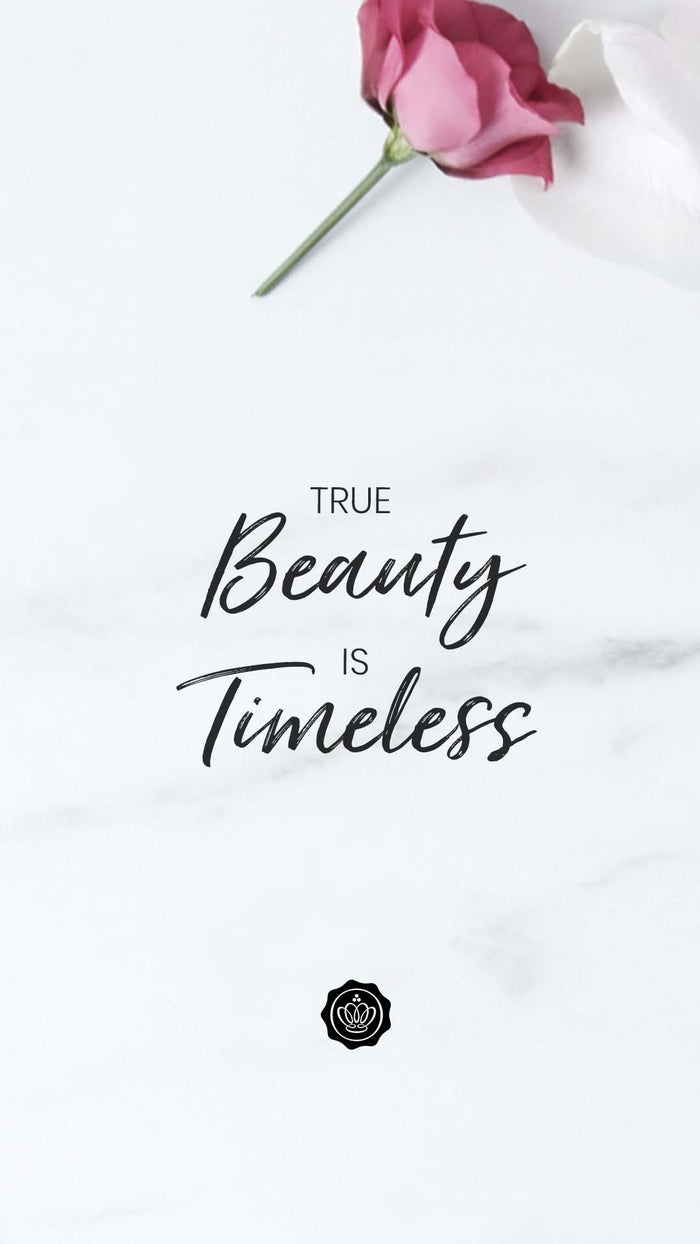 glossy-wallpaper-februar-timeless-treats-glossybox