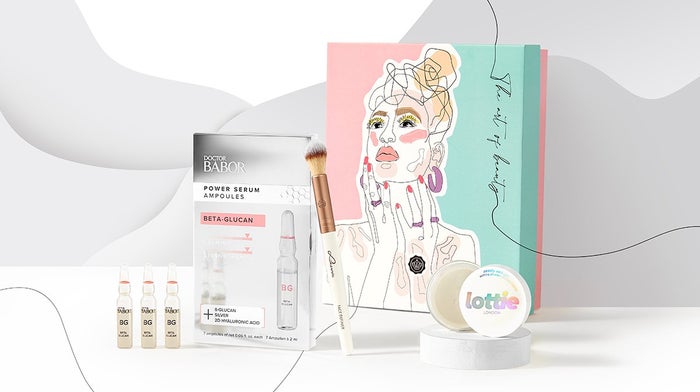 sneak-peek-2-im-august-2022-lottie-luvia-glossybox