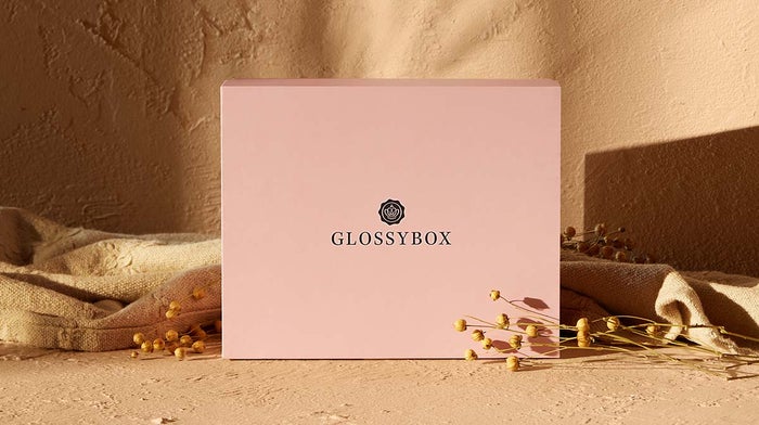 glossybox-september-golden-hour-edition-2022