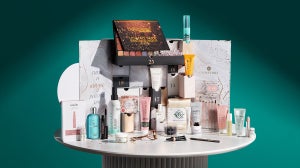 GLOSSYBOX-Adventskalender 2023: All deine 25 Türchen auf einen Blick!