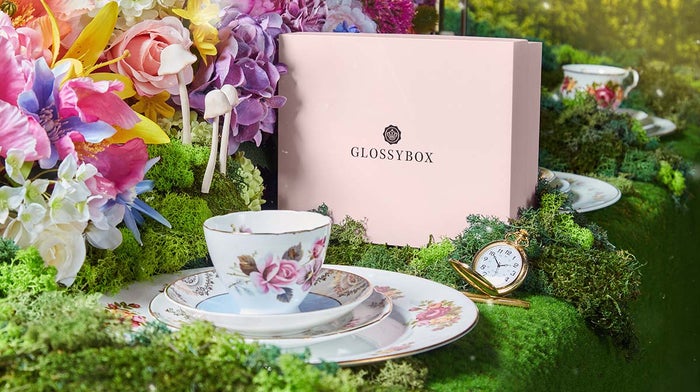 GLOSSYBOX Glossy Wonderland Mars 2022