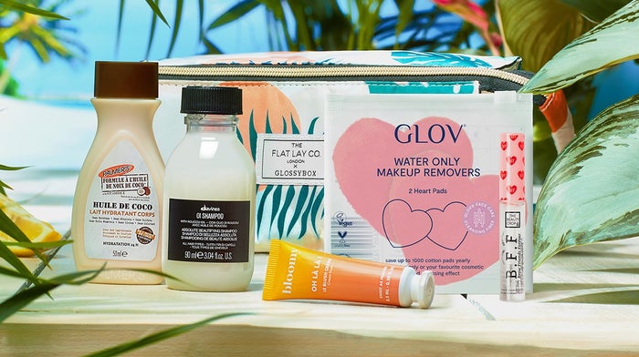 GLOSSYBOX x The Flat Lay Co. Summer Bag Édition Limitée