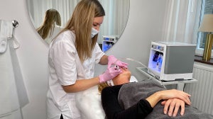 GLOSSYBOX testar ansiktsbehandlingen Diamond Glow